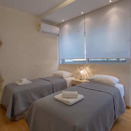 Sagittarius - Faliro Sea Side Apartment Athena Bagian luar foto